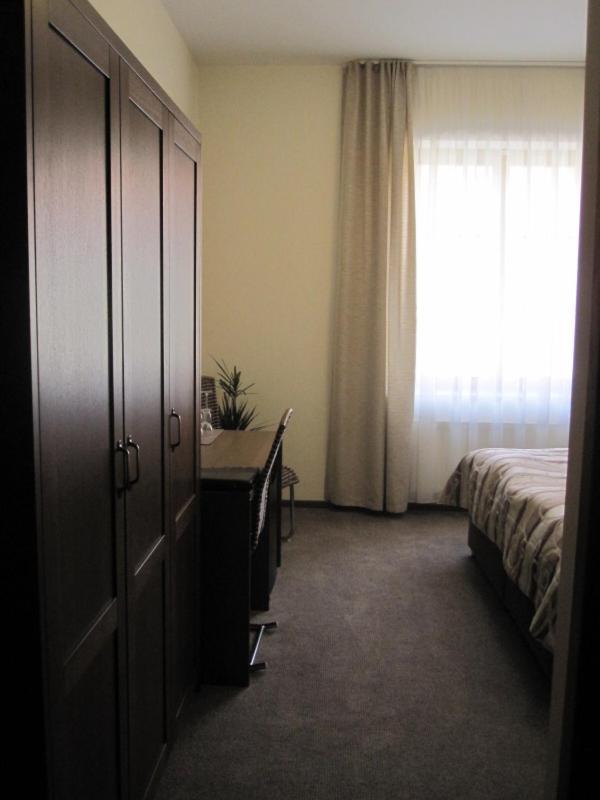 Hotel Mario Леднице Екстериор снимка