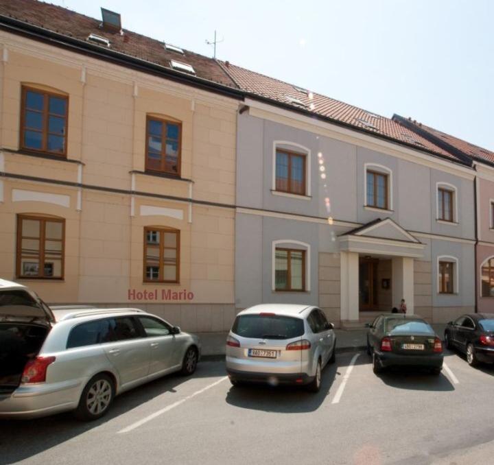 Hotel Mario Леднице Екстериор снимка